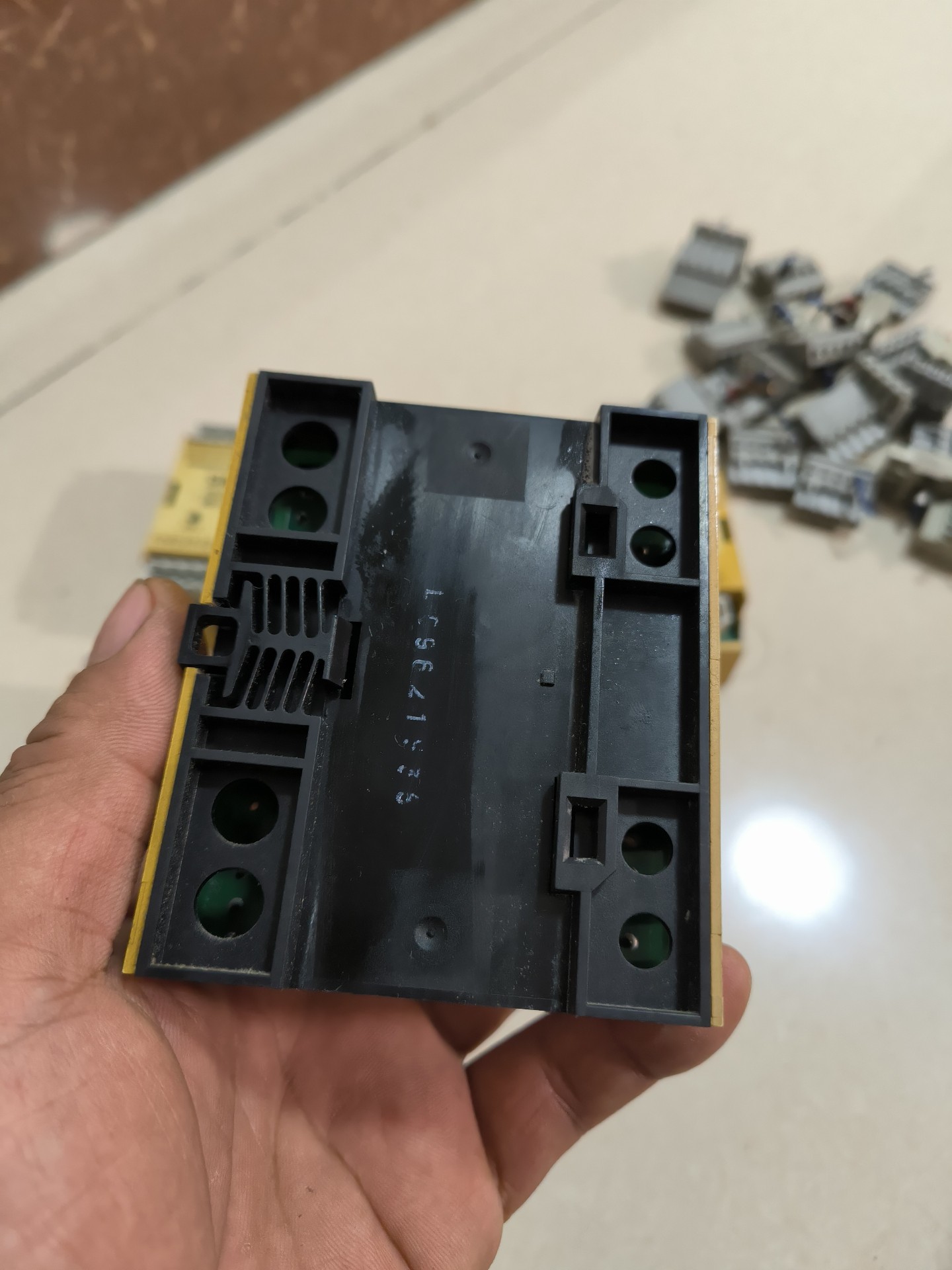 Siemens 3RG9004-0DB00 Модуль 2
