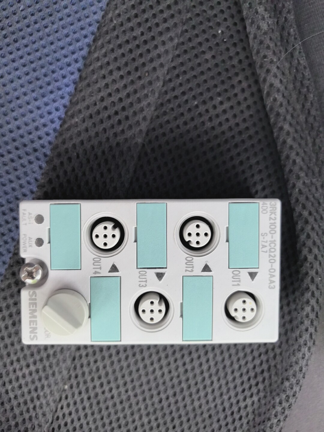 Siemens 3RK2100-1CQ20-0AA3 Модуль 4