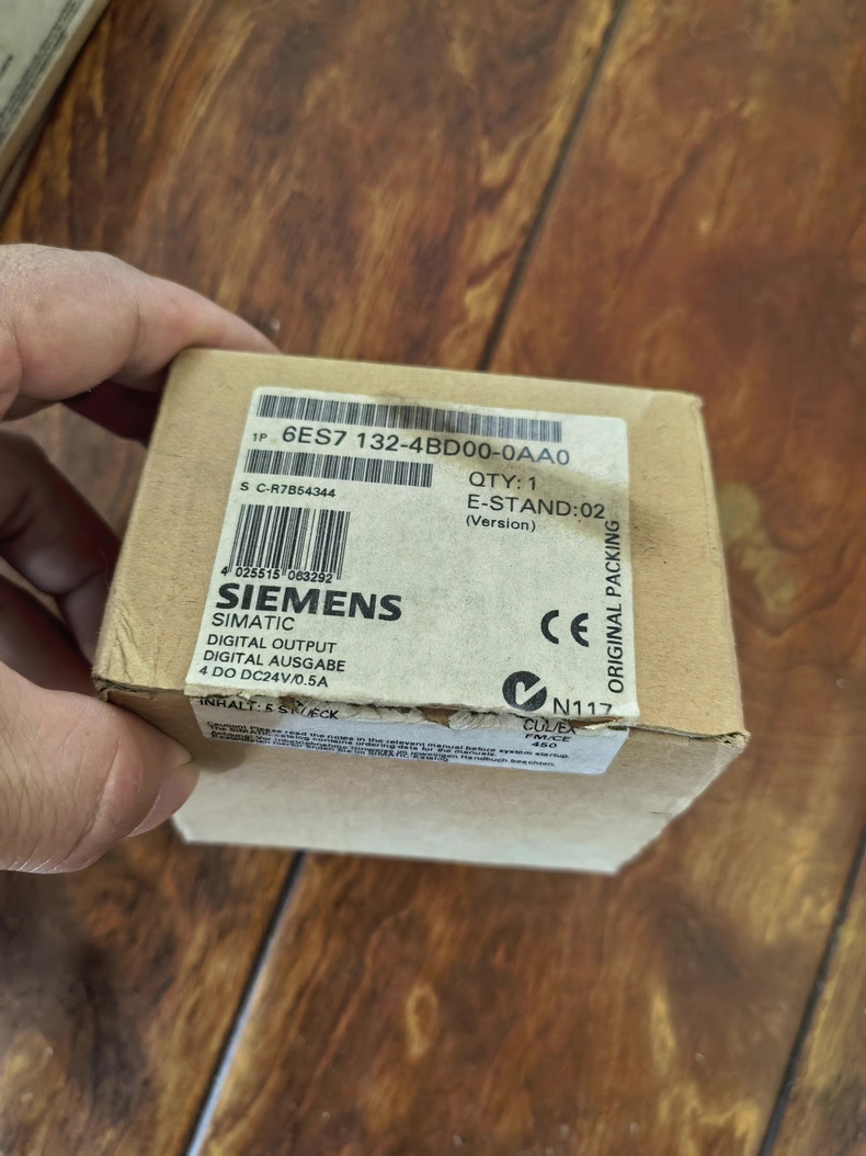 Siemens 6ES7132-4BD00-0AB0 Модуль ET-200 4
