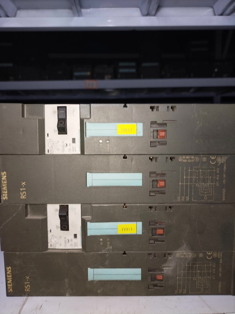Siemens 3RK1301-1CB00-1AA2 Модуль ET-200