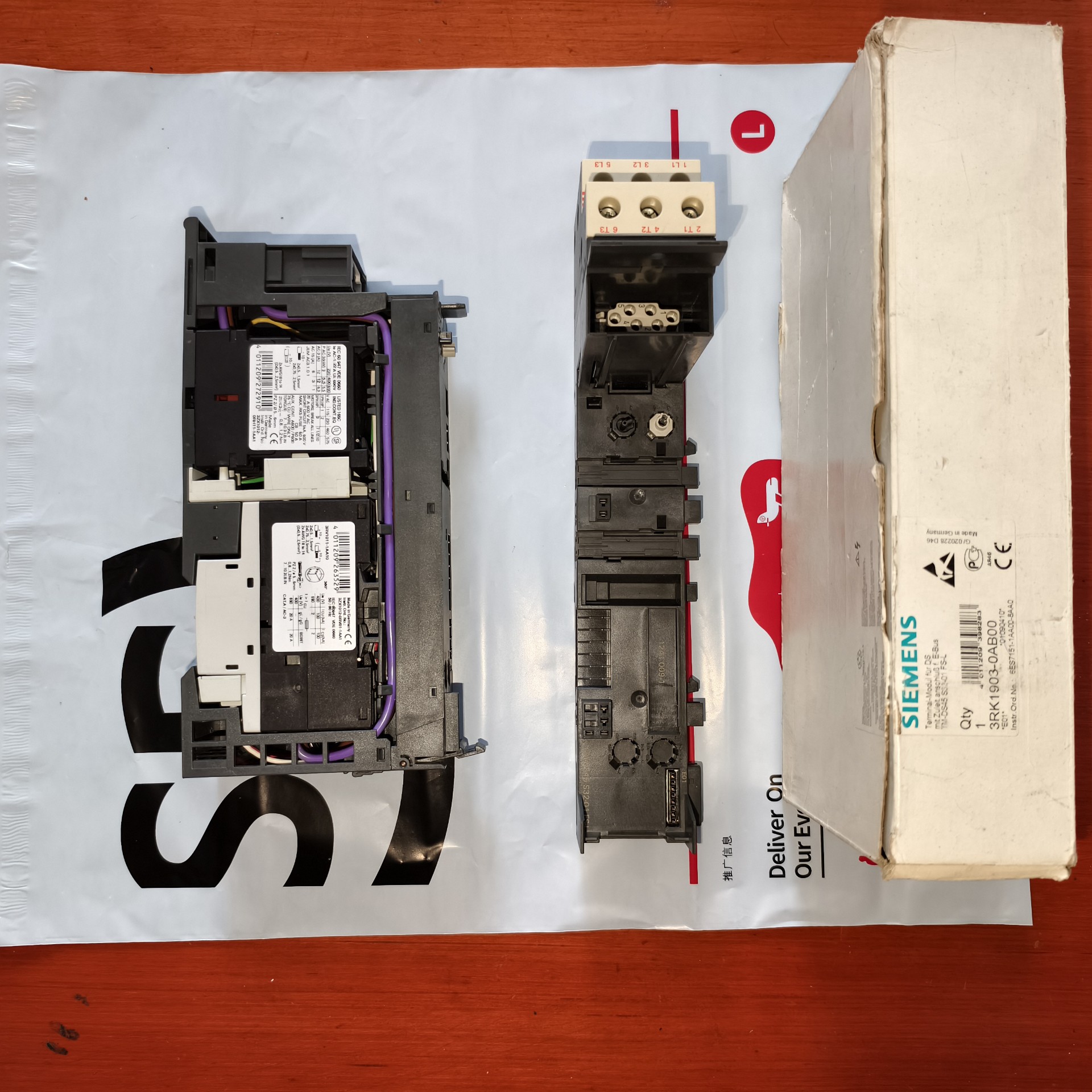Siemens 3RK1301-1AB00-0AA2 Модуль ET-200