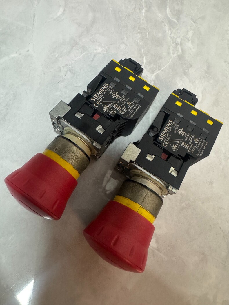 Siemens 3SU1400-1EA10-4AA0 Модуль